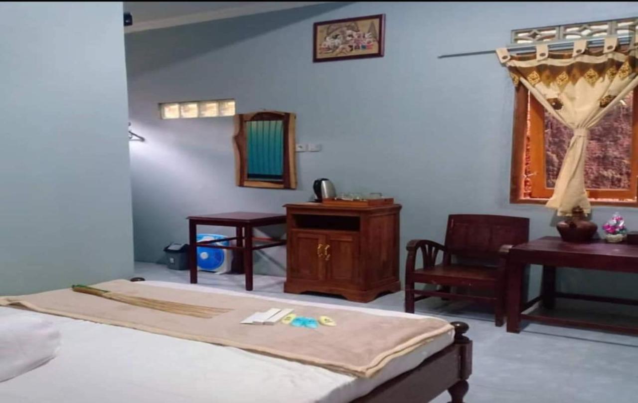 Nara Homestay Syariah Mangunan Exterior photo