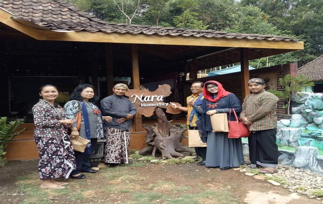 Nara Homestay Syariah Mangunan Exterior photo